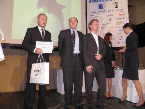 1105011e_marketer2010