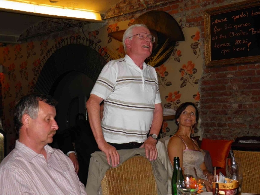 110615f_hvcerven